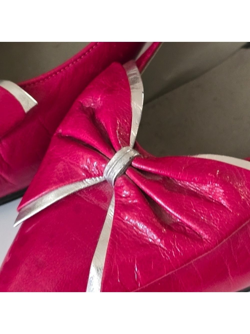 Vintage 80s leather pointed toe pumps with bow - Picture 10 of 12